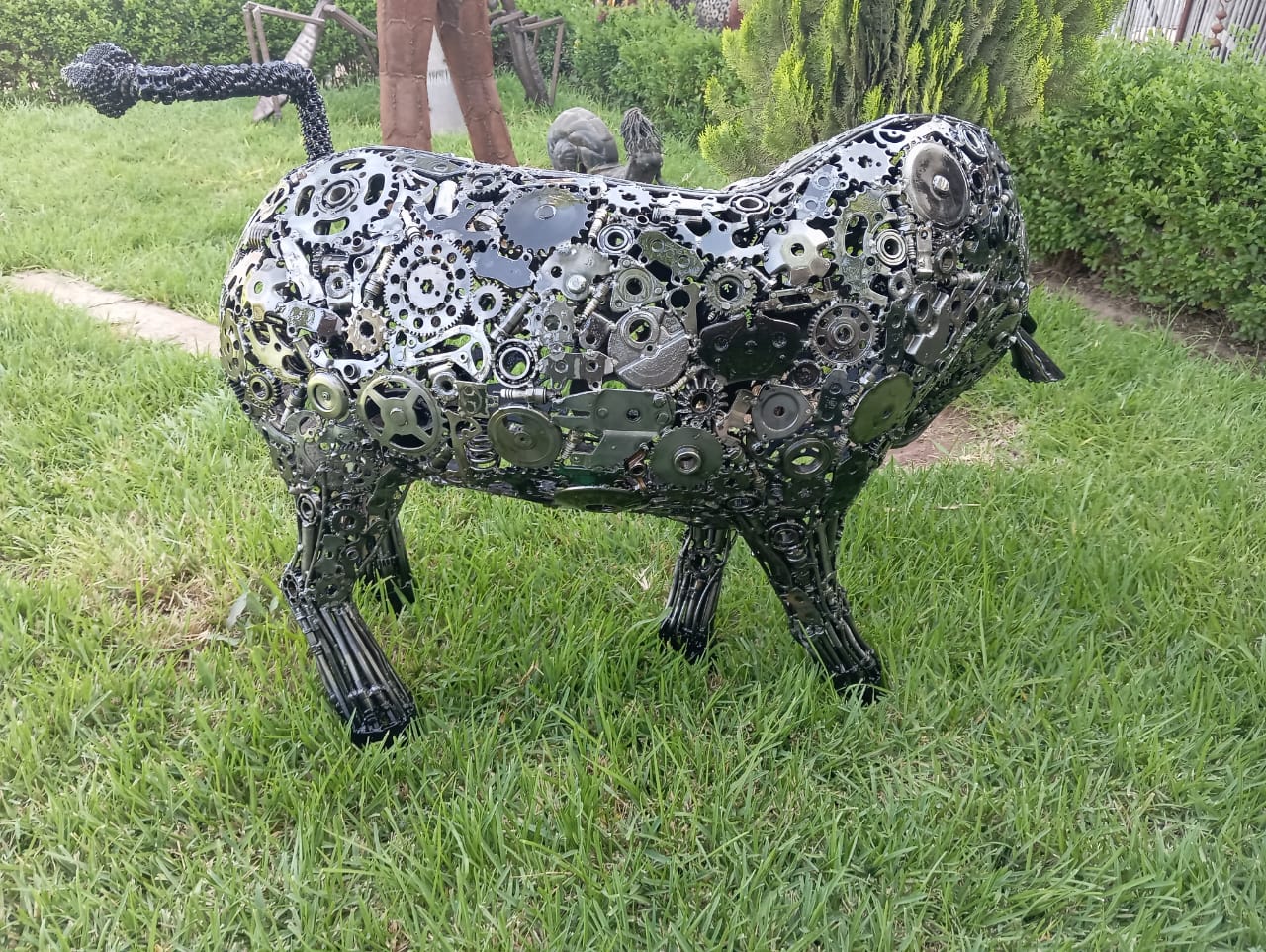 Stier (klein), recyceltes Eisen