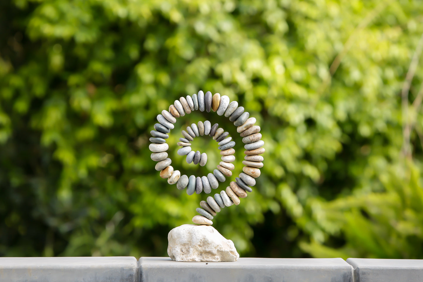"Stein-Schnecke" aus Beach Pebbles