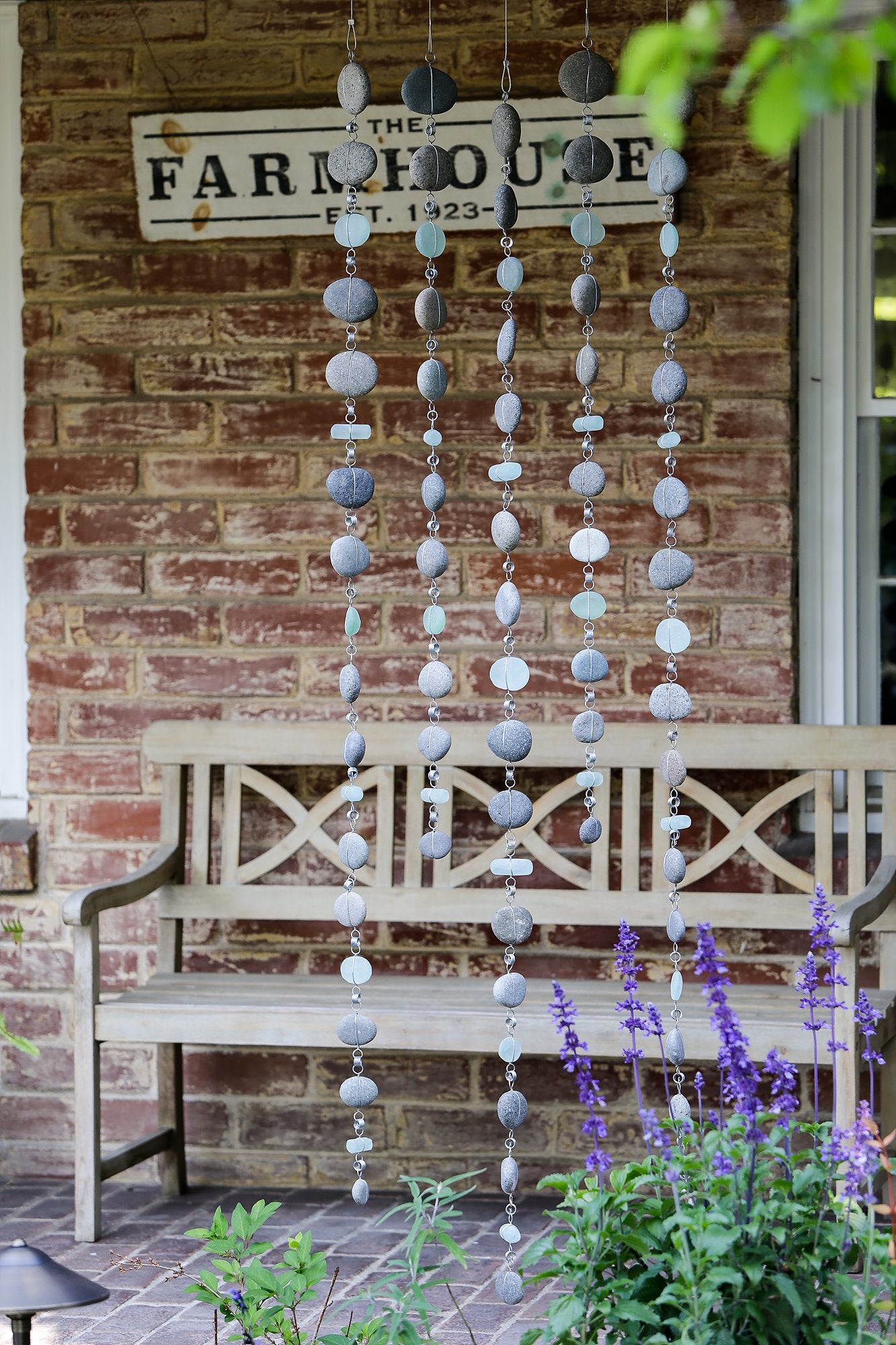 "Stein-Girlanden" aus Beach Pebbles und Glas