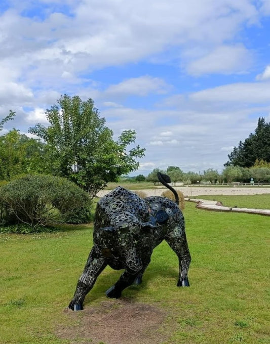 Stier, recyceltes Eisen
