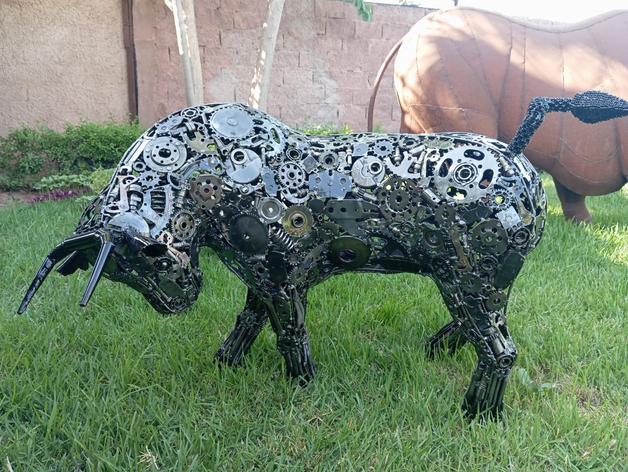 Stier (klein), recyceltes Eisen