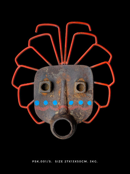 Eisen-Maske auf Ständer S, Nr. 37